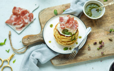 Pancake salati integrali con Coppa di Parma, robiola e pesto alla genovese