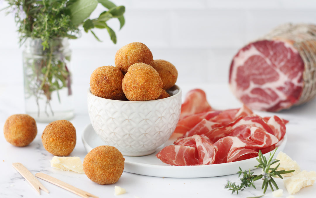 Polpette di pane al Parmigiano Reggiano con erbe aromatiche e Coppa di Parma IGP