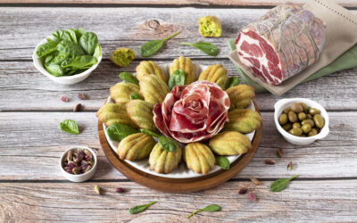 Madeleine Salate con pistacchi, spinaci, olive e Coppa di Parma IGP